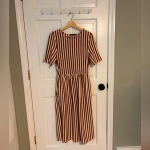 Roolee Mom striped Nursing dress gold size small